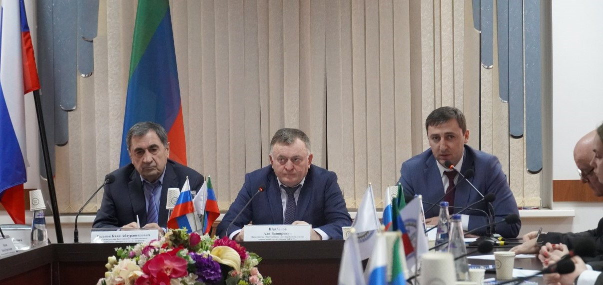 Цифровую трансформацию в строительстве обсудили в Дагестане