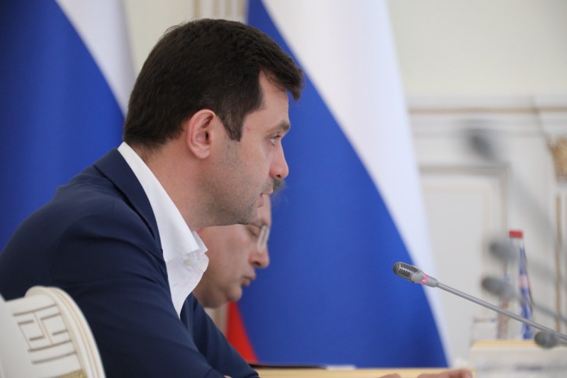Сергей Меликов провел заседание Совета по развитию градостроительства и архитектуры РД