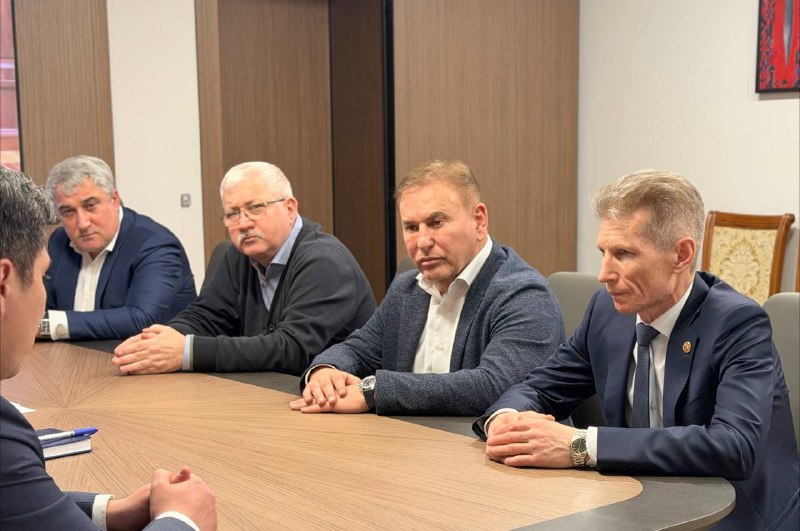 Минстрой Дагестана с рабочим визитом посетили представители РосКапСтроя