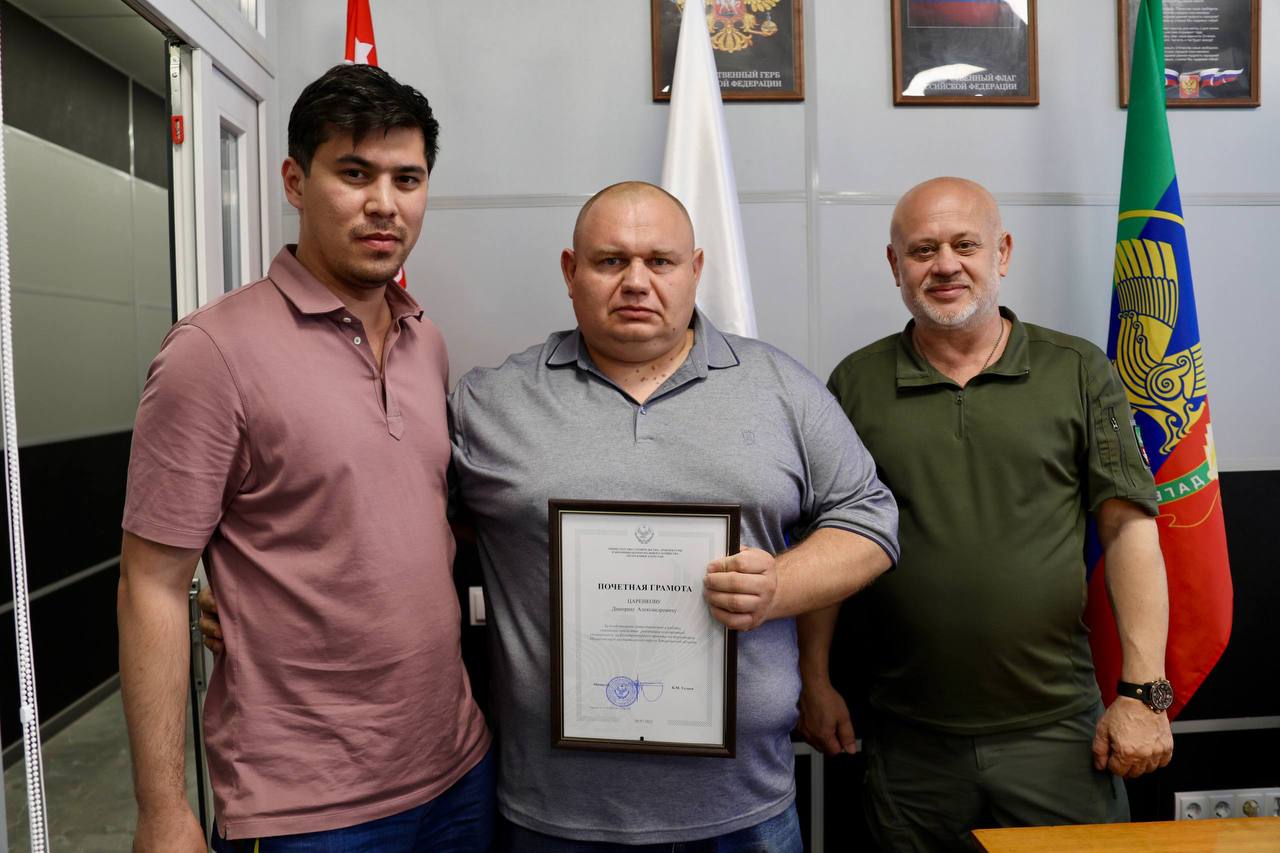 Минстрой Дагестана наградил представителей строительной отрасли Запорожской области за вклад в совместные проекты