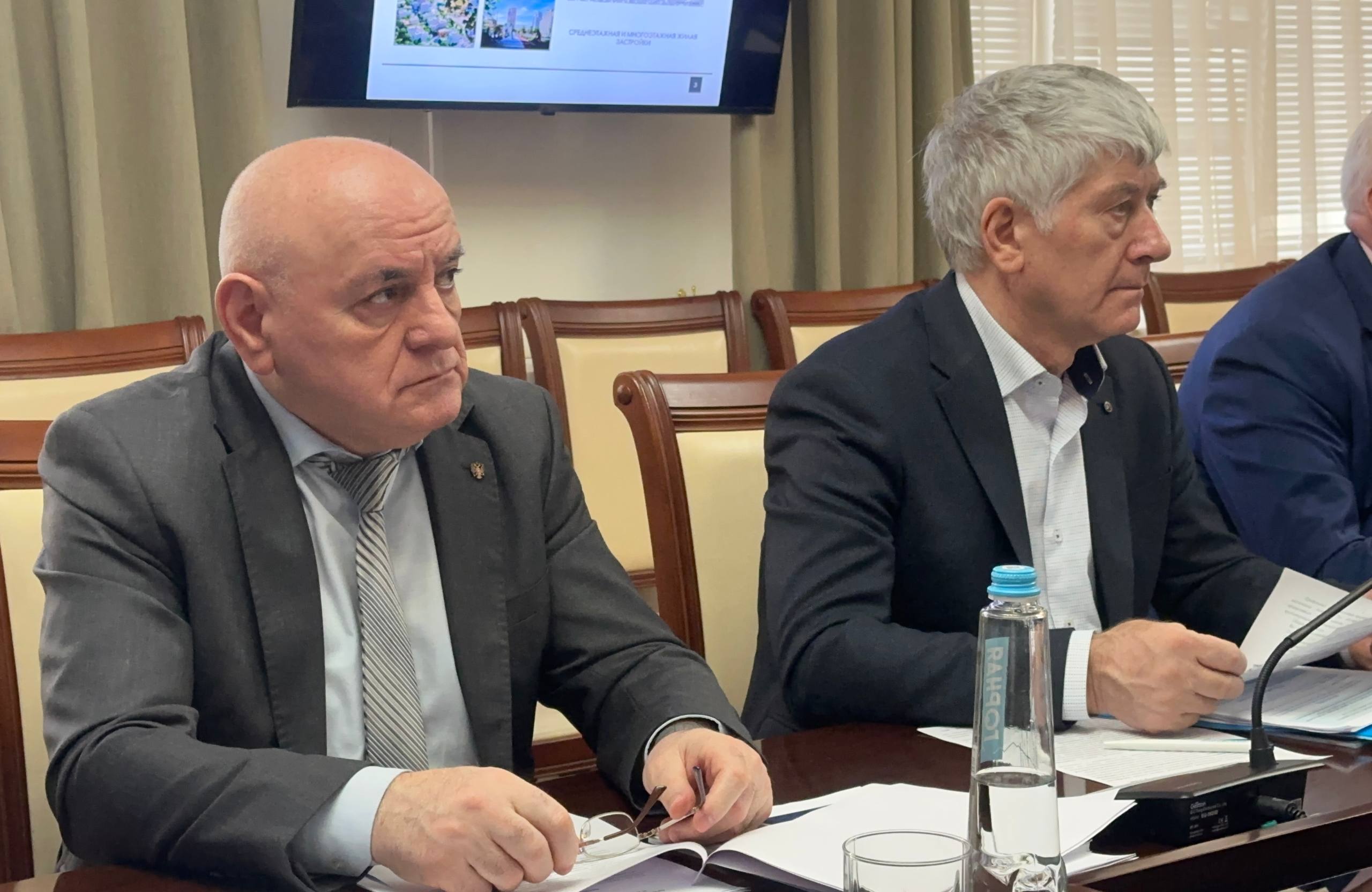 В Минстрое Дагестана прошло заседание круглого стола