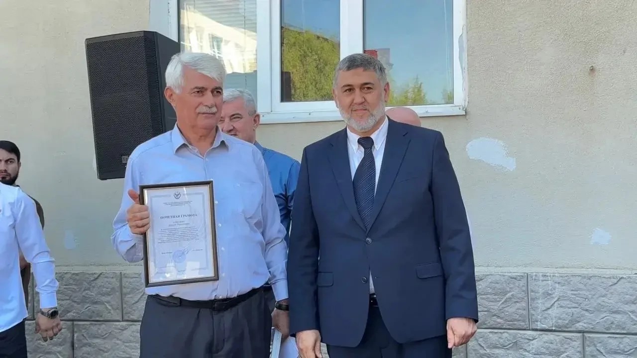 В Каспийском профессионально-педагогическом колледже с размахом отметили День единства народов Дагестана