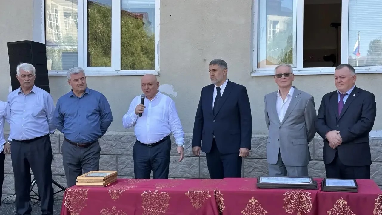 В Каспийском профессионально-педагогическом колледже с размахом отметили День единства народов Дагестана